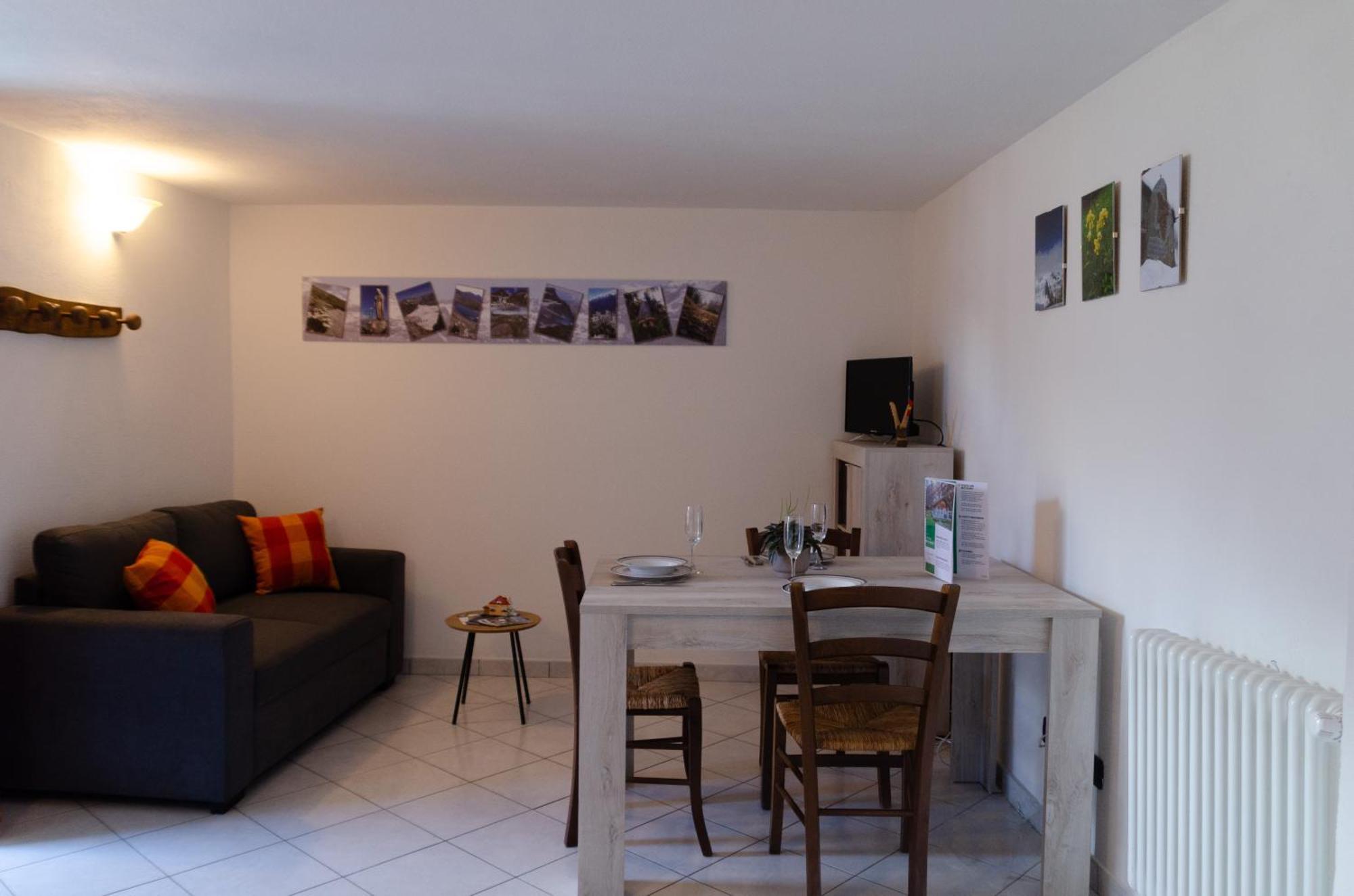 La Casa Degli Aromi - Vista Montagna E Relax Villa Aosta Ngoại thất bức ảnh